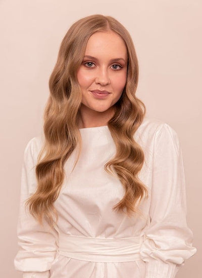 20 inch Seamless Clip in Hair Extensions #18 Golden Blonde