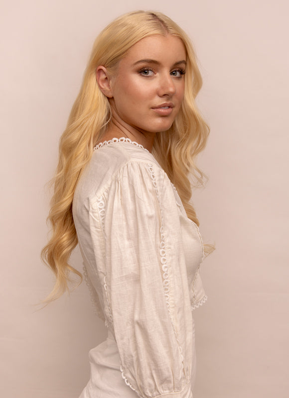 20 inch Ultimate Volume Clip in Hair Extensions Light Blonde with Strawberry Blonde Highlights